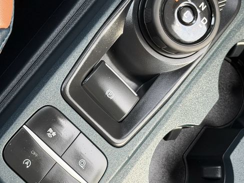 Certified 2022 Ford Maverick Lariat FWD image 32