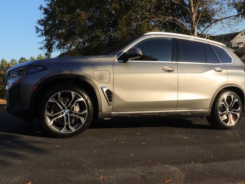 New 2026 BMW X5 xDrive50e w/ Climate Comfort Package image 1