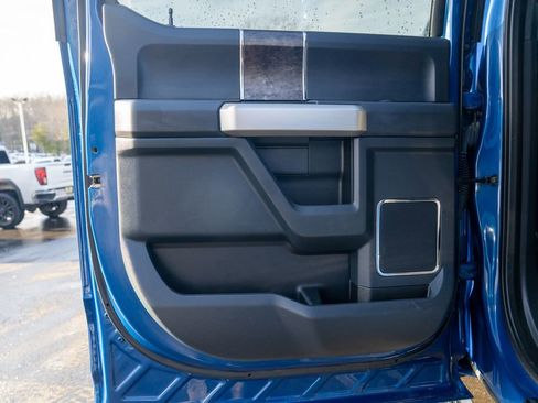 Used 2022 Ford F250 Lariat w/ Black Appearance Package image 16