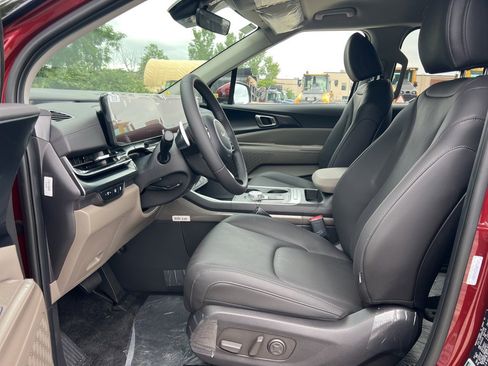 New 2026 Kia Carnival LXS image 9