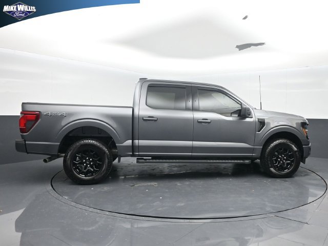Used 2026 Ford F150 XLT w/ XLT Black Appearance Package AWD/4WD image 8