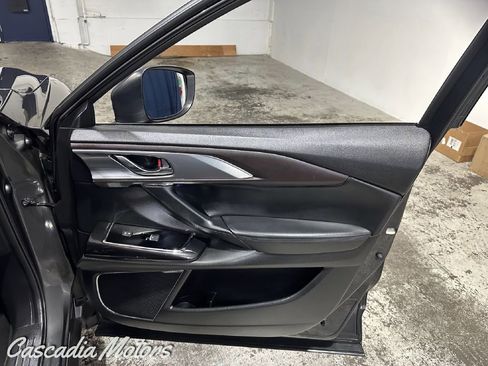 Used 2018 MAZDA CX-9 Grand Touring image 25