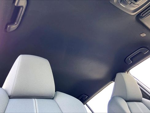 Used 2024 Toyota Corolla Cross AWD Hybrid image 14