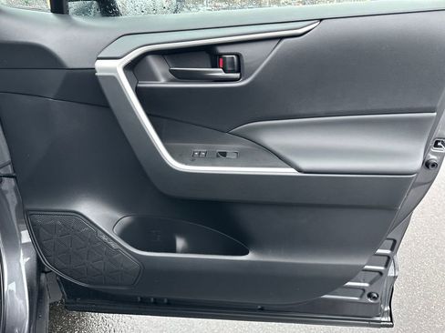 Certified 2025 Toyota RAV4 LE image 16