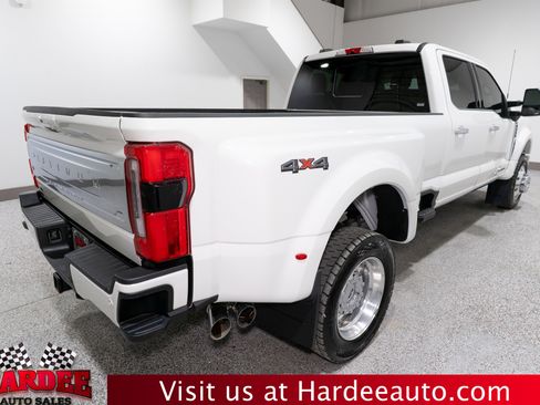 Used 2025 Ford F450 Platinum w/ Platinum Plus Package image 5