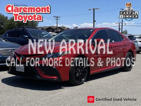 Used 2021 Toyota Camry SE w/ TRD Appearance Package (TMS) FWD image 1