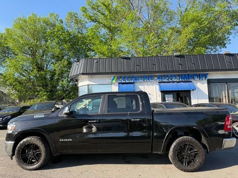 Used 2019 RAM 1500 Laramie AWD/4WD image 3