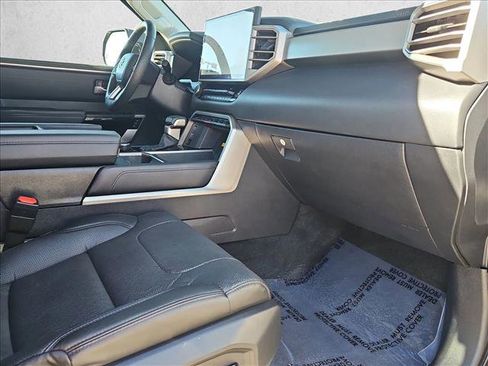 Used 2024 Toyota Tundra Limited image 21