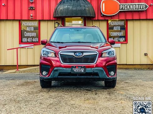 Used 2019 Subaru Forester Premium image 3