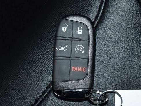 New 2026 Jeep Compass Limited image 20