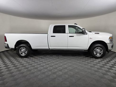 Used 2025 RAM 3500 Tradesman AWD/4WD image 2