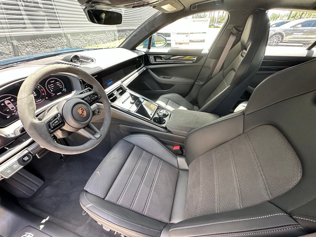 Used 2026 Porsche Panamera GTS AWD/4WD image 4