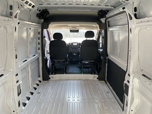 New 2025 RAM ProMaster 3500 w/ Quick Order Package 22G SLT image 18