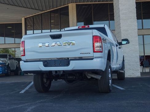 Used 2022 RAM 2500 Tradesman AWD/4WD image 3