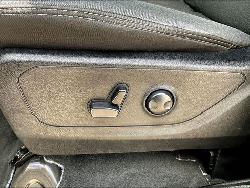 Used 2024 RAM 1500 Lone Star image 26