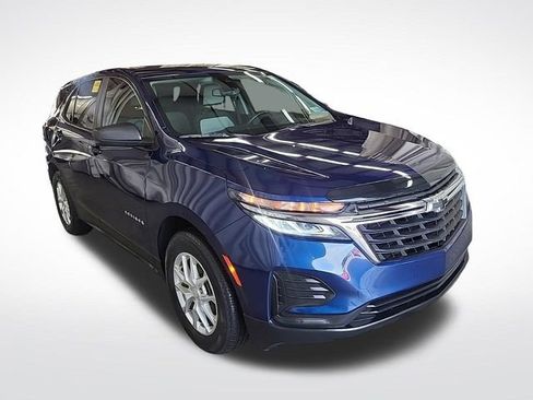Used 2023 Chevrolet Equinox LS w/ Driver Confidence II Package FWD image 8
