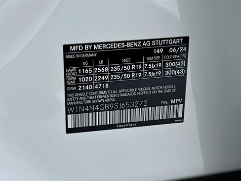 Certified 2025 Mercedes-Benz GLA 250 image 33