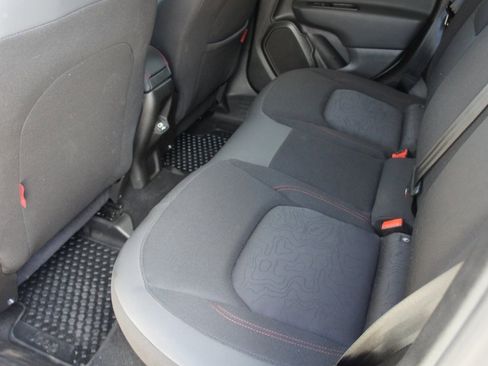 Used 2023 Jeep Renegade Trailhawk image 31