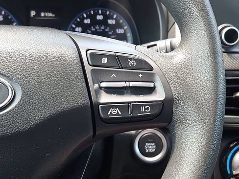 Used 2023 Hyundai Kona SEL AWD/4WD image 24