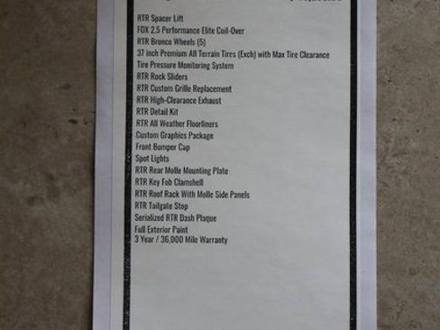 New 2025 Ford Bronco Badlands image 13