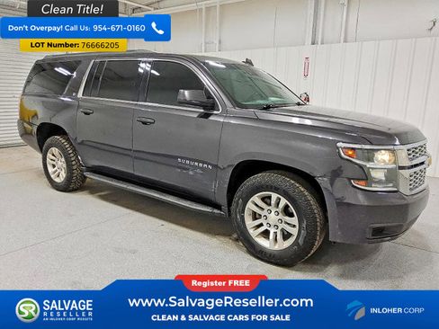 Used 2018 Chevrolet Suburban LT image 5