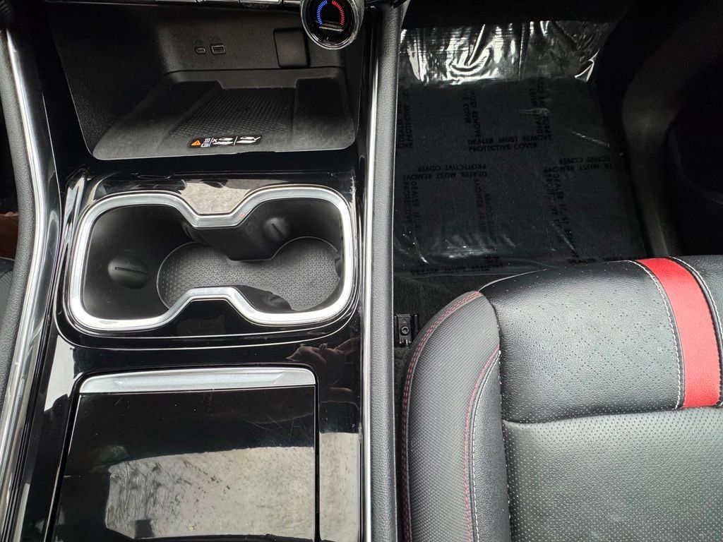 Used 2026 Chevrolet Traverse RS w/ LPO, Floor Liner Package AWD/4WD image 29