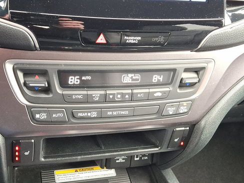 Certified 2023 Honda Passport EX-L image 16