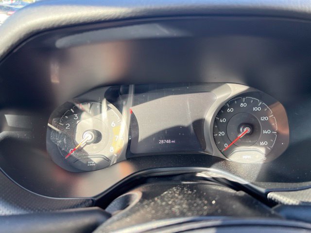 Used 2025 Jeep Compass Trailhawk AWD/4WD image 7
