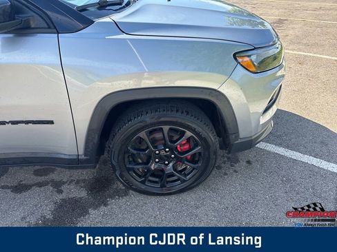 Used 2022 Jeep Compass Latitude w/ Convenience Group AWD/4WD image 36