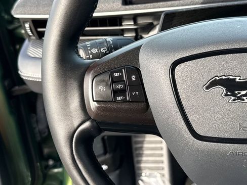 Certified 2025 Ford Mustang Mach-E Premium image 15