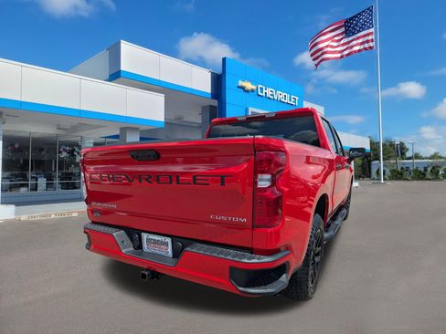 Used 2025 Chevrolet Silverado 1500 Custom w/ Turbomax Blackout Package RWD image 3