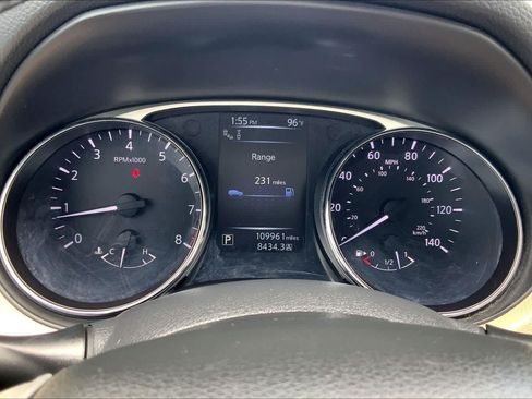 Used 2016 Nissan Rogue SL w/ SL Premium Package FWD image 26
