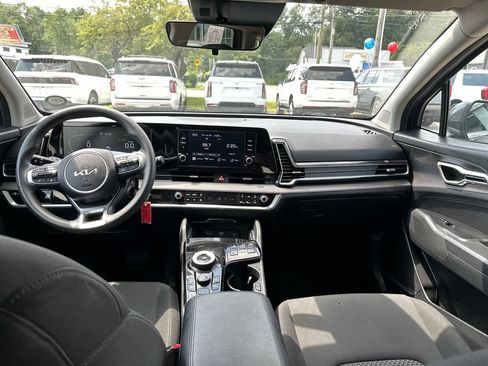 Certified 2023 Kia Sportage LX AWD/4WD image 12