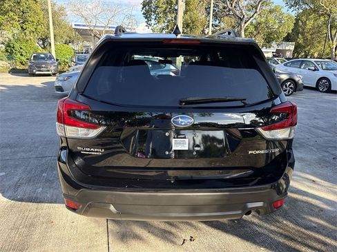 Certified 2023 Subaru Forester Premium image 24