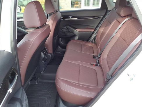 Used 2023 Kia Seltos SX image 22