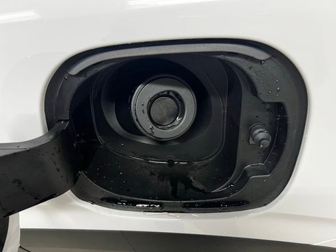 New 2026 Chevrolet Trax LT image 32