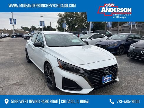 Used 2023 Nissan Altima 2.5 SR image 1