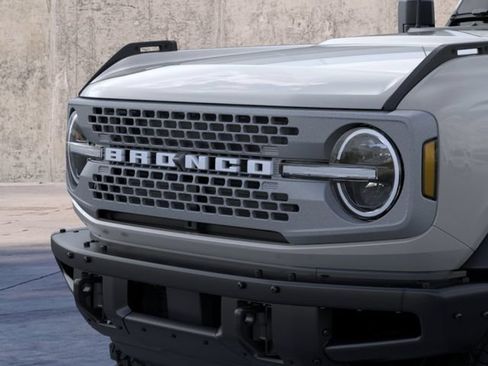 Used 2026 Ford Bronco Badlands AWD/4WD image 19