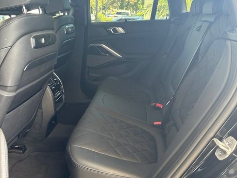 Used 2024 BMW X6 xDrive40i w/ Executive Package AWD/4WD image 8