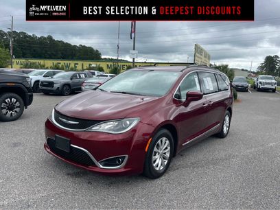 Used 2017 Chrysler Pacifica Touring-L