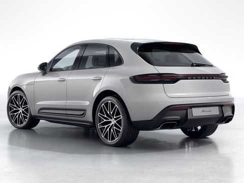 Used 2023 Porsche Macan image 9