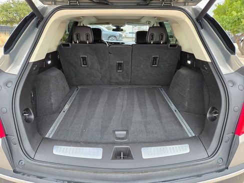 Used 2018 Cadillac XT5 Luxury w/ Driver Awareness Package image 31