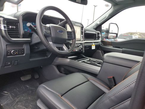 New 2026 Ford F250 Lariat w/ Lariat Ultimate Package image 18