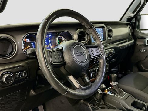 Used 2022 Jeep Wrangler Sport S image 18