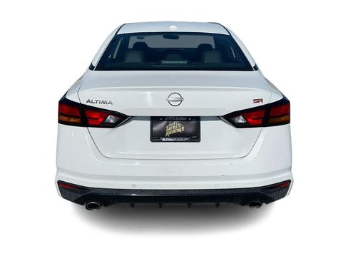 Used 2024 Nissan Altima 2.5 SR FWD image 5