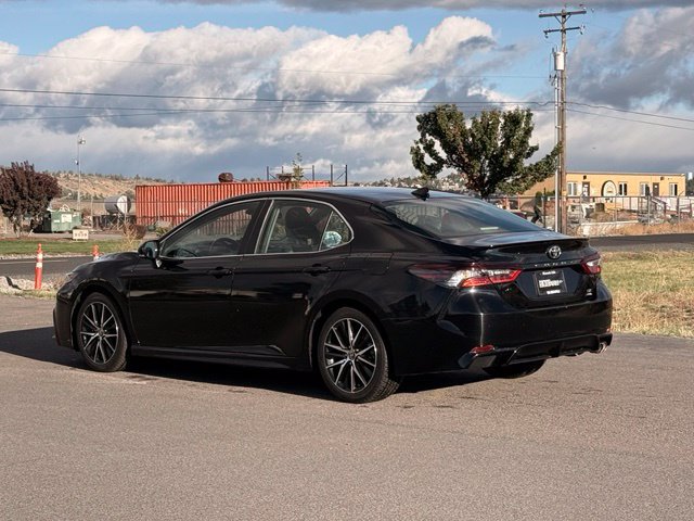Used 2023 Toyota Camry SE w/ Cold Weather Package AWD/4WD image 3