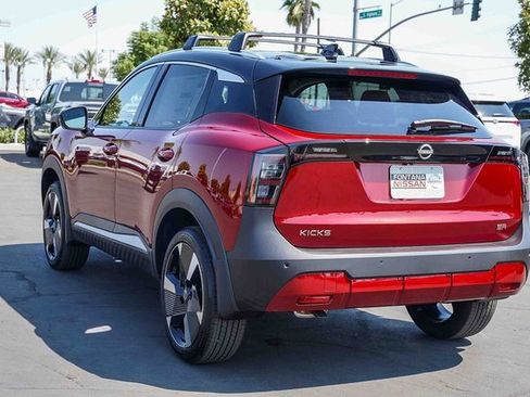 New 2026 Nissan Kicks SR image 5