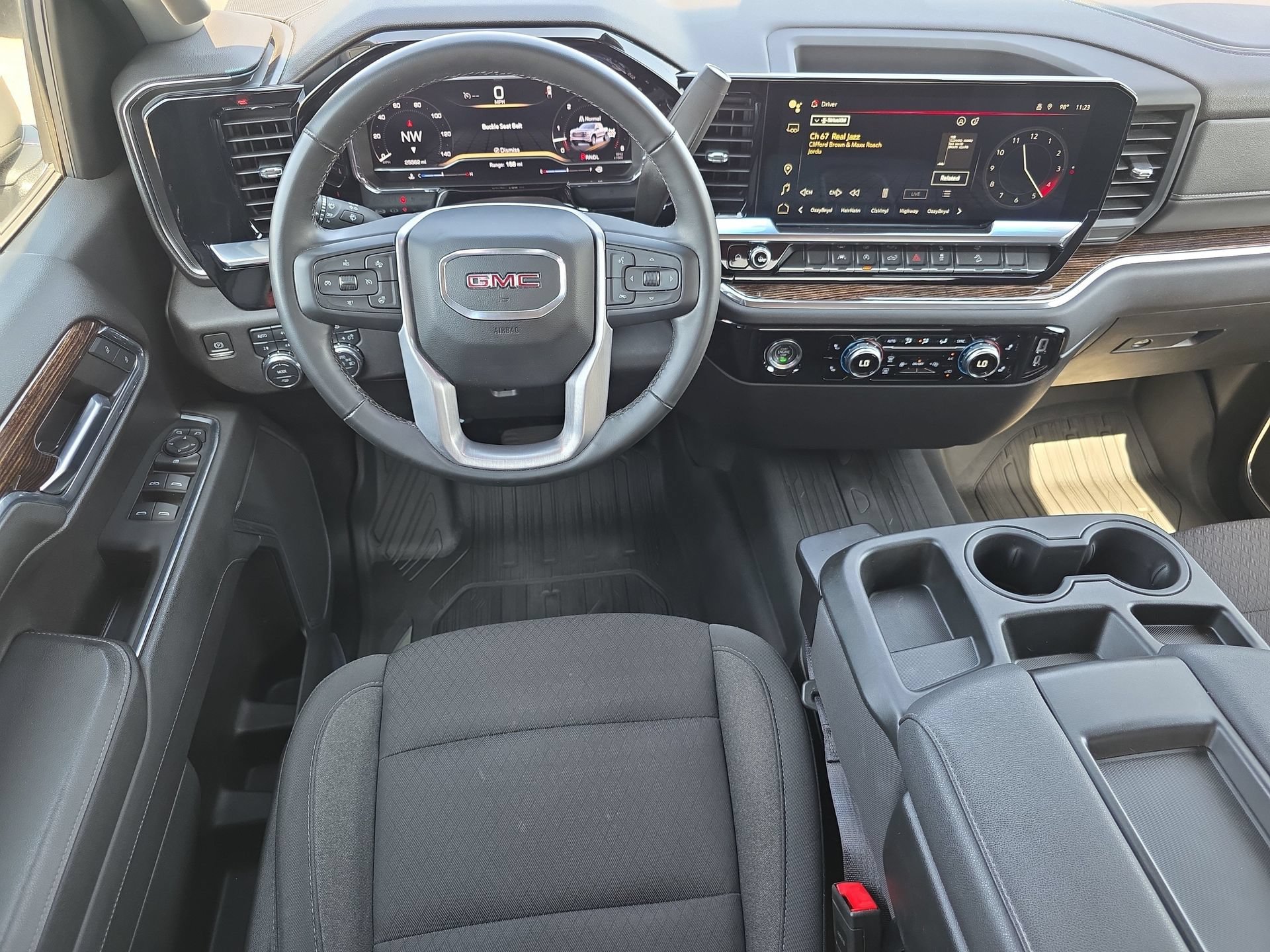 Used 2024 GMC Sierra 1500 Elevation w/ LPO, Elevation Black Package AWD/4WD image 12