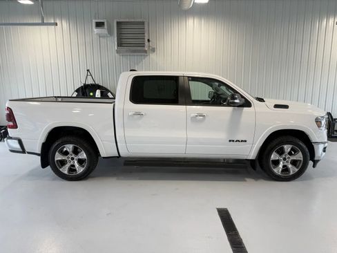 Used 2022 RAM 1500 Laramie AWD/4WD image 2