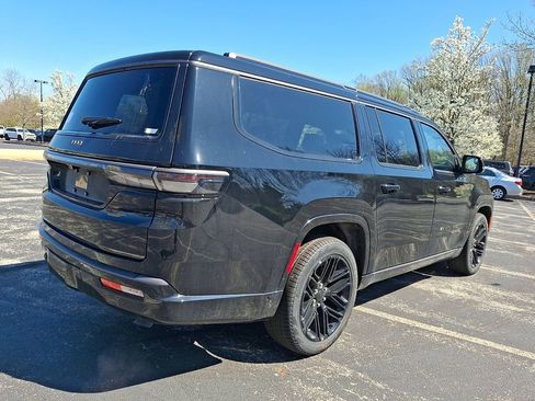 New 2026 Jeep Grand Wagoneer L Limited AWD/4WD image 4